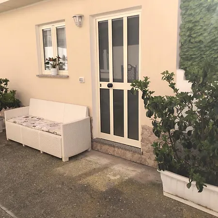 Residenza Filippo アパート トロペーア